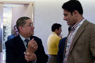 N Srinivasan gives nothing away to Anil Kumble, Mumbai, January 19, 2010