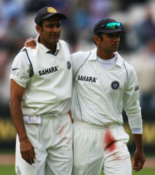 Anil Kumble and Rahul Dravid walk at the end of the day, England v India, 1st Test, Lord's, 1st day, July 19, 2007