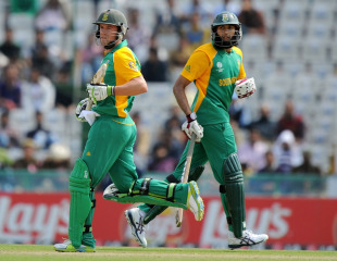AB de Villiers and Hashim Amla run a leisurely single, Netherlands v South Africa, World Cup 2011, Mohali, March 3, 2011