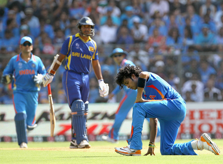 Sreesanth had a difficult day in the field, leaking runs