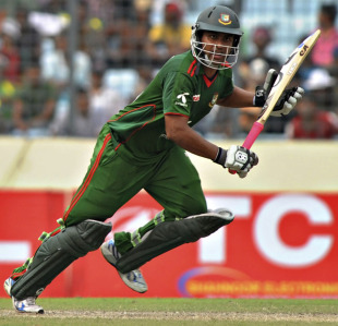 Tamim Iqbal got a steady 62, Bangladesh v Australia, 1st ODI, Mirpur, April 9, 2011