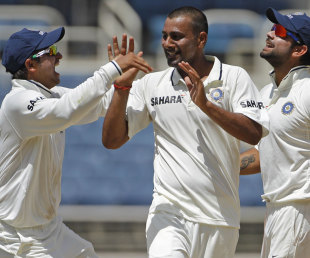 Praveen Kumar is congratulated on dismissing Shivnarine Chanderpaul, West Indies v India, 1st Test, Kingston, 4th day, June 23, 2011