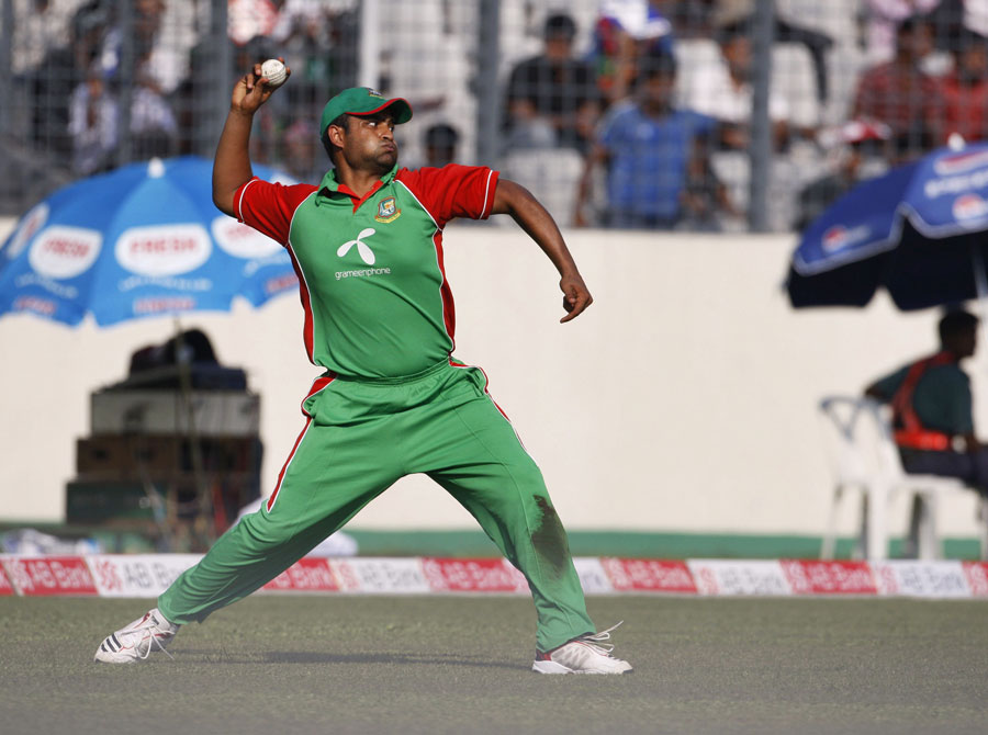 Tamim Iqbal fires in a throw