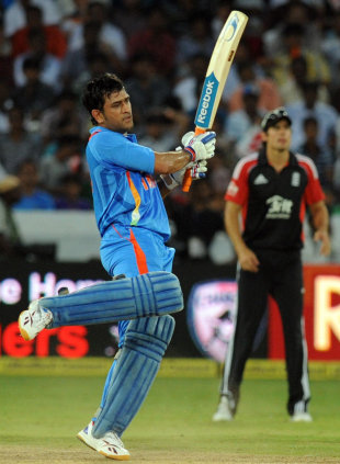 A unique follow-through from MS Dhoni, India v England, 1st ODI, Hyderabad, October 14, 2011