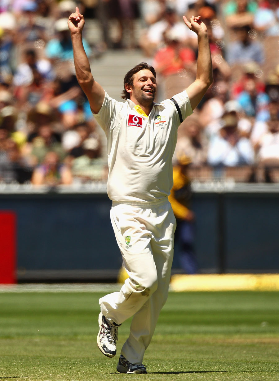 Ben Hilfenhaus completed a maiden Test five-for