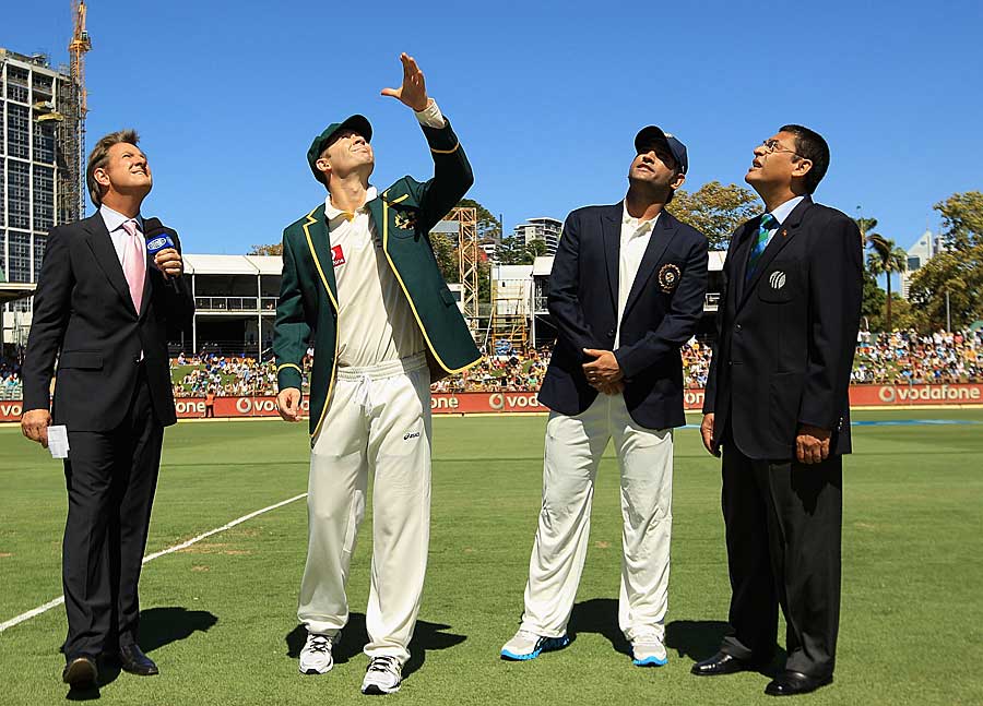 Michael Clarke and MS Dhoni at the toss