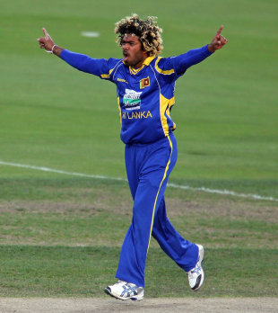 A rare moment of celebration on a difficult day for Lasith Malinga , India v Sri Lanka, CB series, Hobart, February 28, 2012