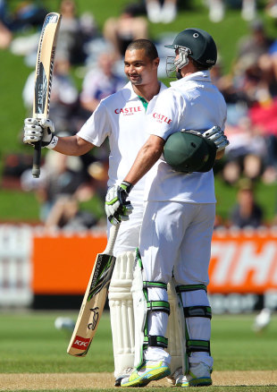 Alviro Petersen celebrates his 150 along with AB de Villiers, New Zealand v South Africa, 3rd Test, Wellington, 3rd day, March 25, 2012