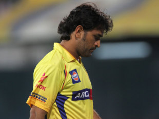 MS Dhoni was run out for 1, Chennai Super Kings v Kings XI Punjab, IPL, Chennai, April 28, 2012