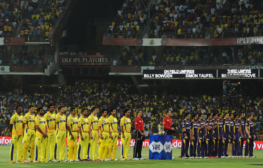 The teams assemble for the Indian national anthem ahead of the IPL final