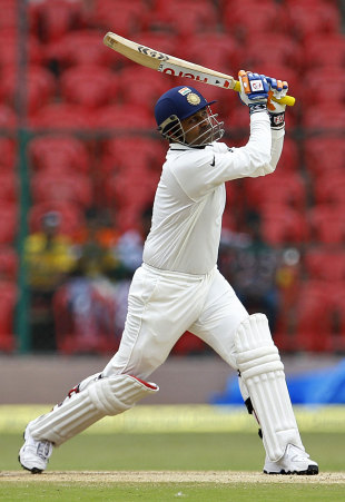 Virender Sehwag hits out during his 38 off 33, India v New Zealand, 2nd Test, Bangalore, 4th day, September 3, 2012