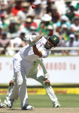 Robin Peterson made his highest Test score to bring South Africa back in the game, South Africa v Pakistan, 2nd Test, Cape Town, 3rd day, February 16, 2013