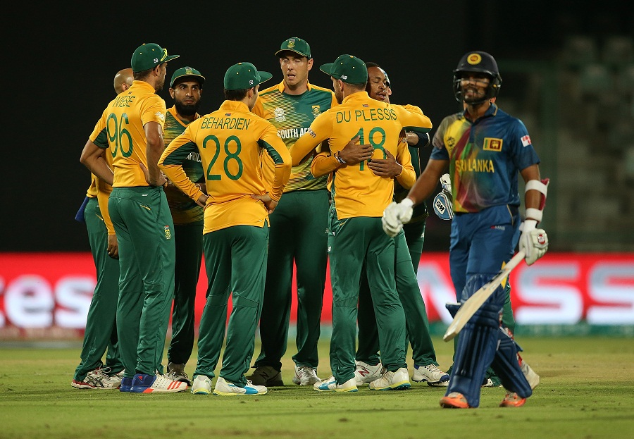 Aaron Phangiso, however, pulled South Africa back by dismissing Chandimal and Lahiru Thirimanne off successive balls