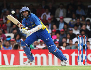 Tillakaratne Dilshan sets off for a run, Sri Lanka v West Indies, ICC World Twenty20, 2nd semi-final, The Oval, June 19, 2009 