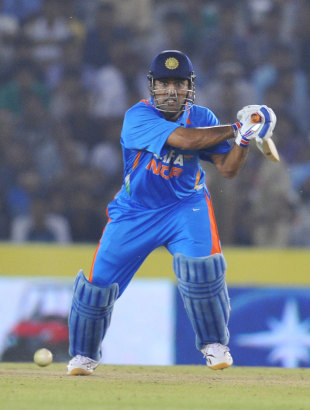 MS Dhoni once again kept his cool to seal a series victory, India v England, 3rd ODI, Mohali, October 20, 2011