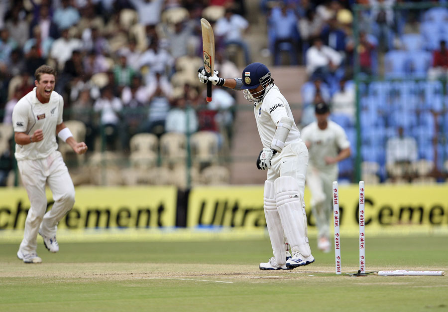 India beat New Zealand India won by 5 wickets - New Zealand vs India, New Zealand tour of India, 2nd Test Match Summary, Report | ESPNcricinfo.com