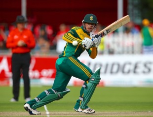 Quinton de Kock steers the ball to the leg side, South Africa v Pakistan, 2nd ODI, Port Elizabeth, November 27, 2013