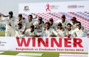 The victorious Bangladesh team after completing a 3-0 whitewash, Bangladesh v Zimbabwe, 3rd Test, Chittagong, 5th day, November 16, 2014