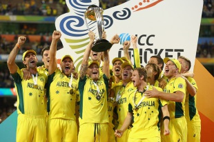 A jubilant Australia team after lifting the World Cup, Australia v New Zealand, World Cup 2015, final, Melbourne, March 29, 2015
