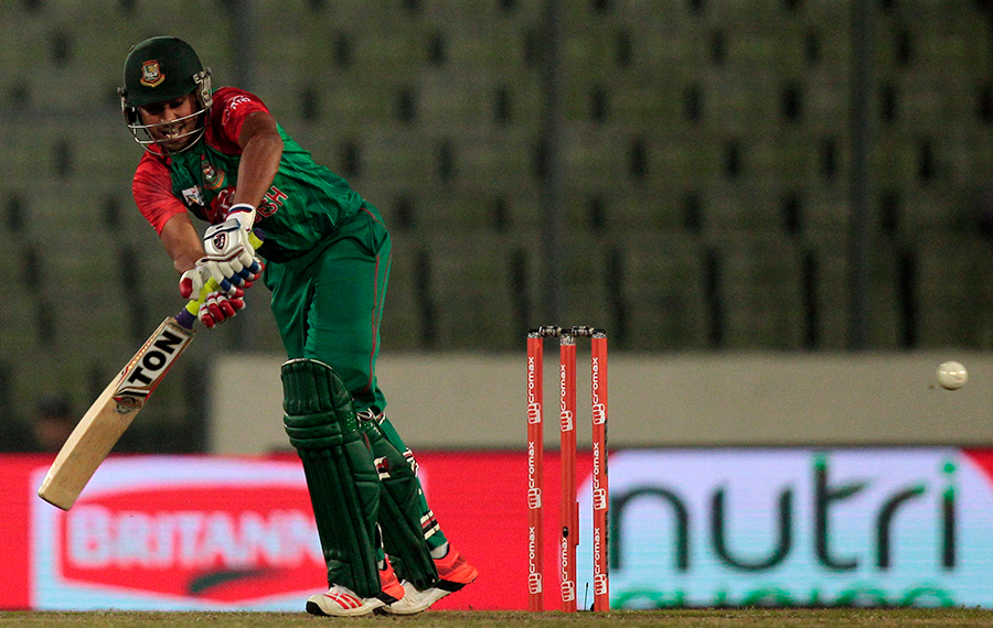 Mohammad Mithun got Bangladesh off to a strong start after they were put in to bat as they raced to 46 in the sixth over