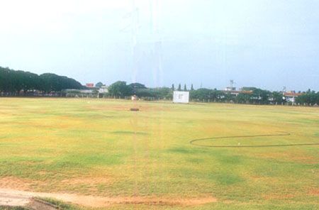 Central Polytechnic India Pistons Ground